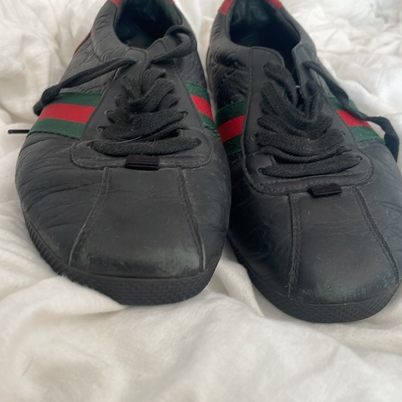 Gucci woman’s black sneakers used with ware - Picture 6 of 8